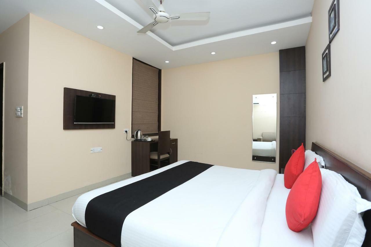 Bilberry Hotel Rewāri 外观 照片